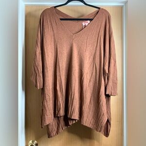 EVRI Brown Half Sleeve Knit Oversized V Neck Top - size 2X